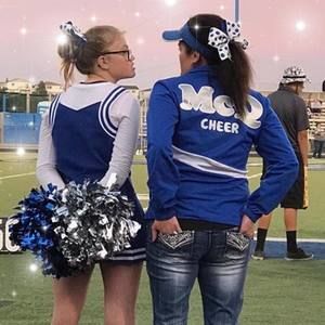 Meet your Posher, Danielle